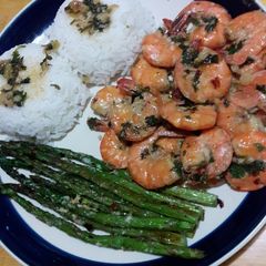 A picture of Garlic shrimp.