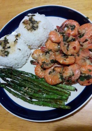 A picture of Garlic shrimp.