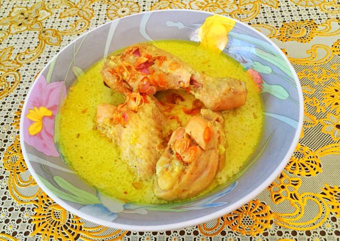 Opor Ayam Lebaran