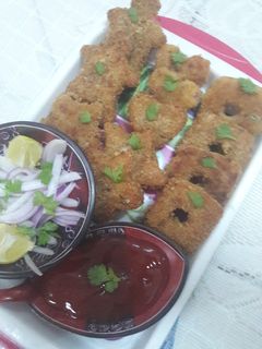 સુજી બાઇટ્સ રેસીપી મુખ્ય ફોટો
