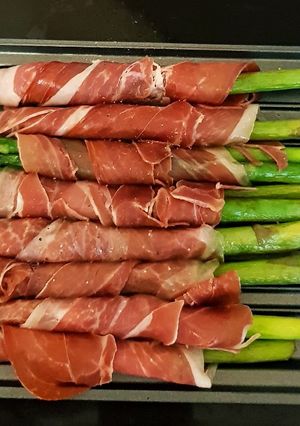 A picture of My tasty Asparagus 💖.