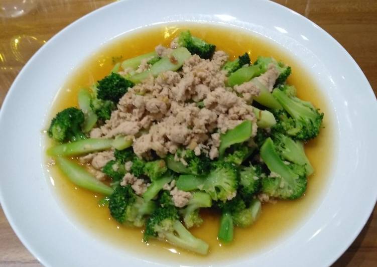 Resep Tumis Brokoli Daging Ayam Yang Nikmat