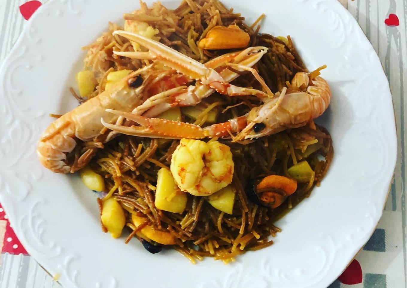 Fideuá de marisco a mi manera