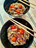 Udon noodles con codillo y verduras