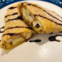 A picture of Banana 🍌 Peanut 🥜 Butter Stuffed Pancake 🥞.