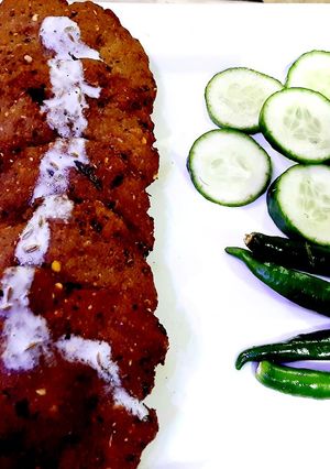 A picture of Chicken chapli kabab.