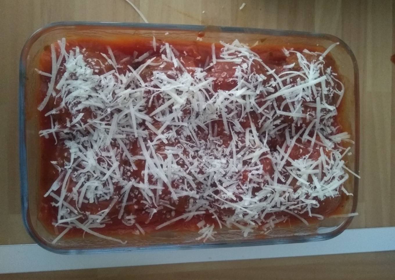 Pastel de albóndigas de carne y berenjena