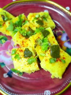 ઢોકળા (dhokla recipe in Gujarati) રેસીપી મુખ્ય ફોટો