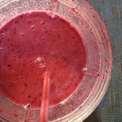 Blueberry tangerine smoothie A picture of Blueberry tangerine smoothie.