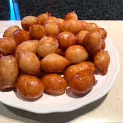 A picture of Fried Sweet-dumplings (kaimati).