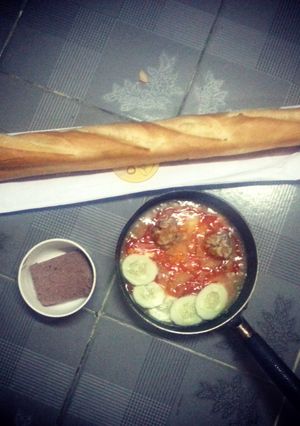A picture of Omelet Viet Nam style. ^~^.