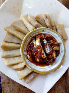 A picture of Fried Yam & Fish Sauce.
