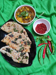 જુવાર ની રોટલી (Sorghum Roti recipe in Gujarati) રેસીપી મુખ્ય ફોટો
