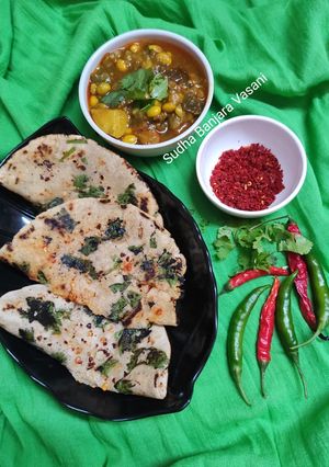 જુવાર ની રોટલી (Sorghum Roti recipe in Gujarati) રેસીપી મુખ્ય ફોટો