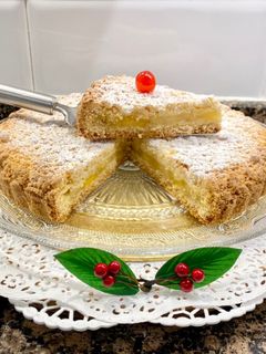 Una foto de Pastel crumble relleno de compota de manzana