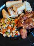 Yuca y pollo frito con ensalada de granos.🇩🇴🇩🇴