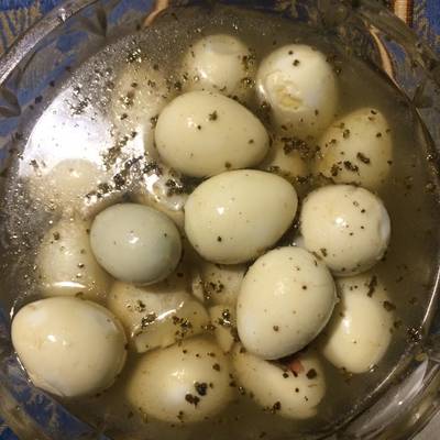 Маринованные перепелиные яйца по почте