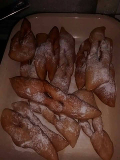 Una foto de Ricos Calzones rotos