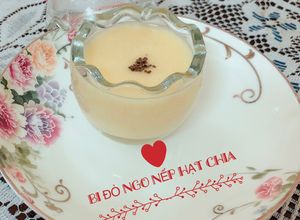 Hình của món Ăn dặm- sữa bí đỏ ngô nếp hạt chia.