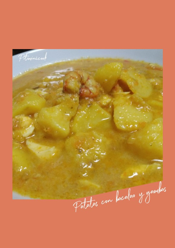 Una foto de Patatas con bacalao y gambas
