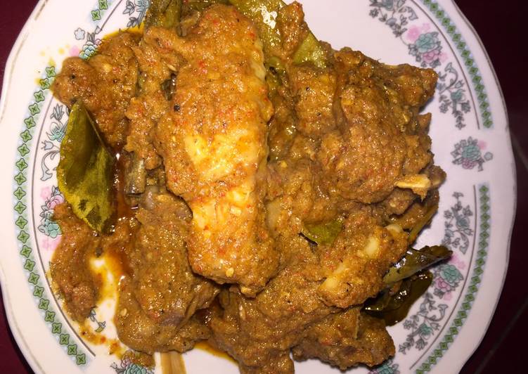 Resep Saksang Ayam Kampung Pedas Yang Renyah
