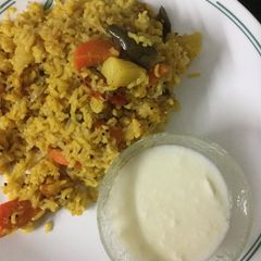 A picture of Organic Semi Brown Rice Mixed Veg Khichadi.