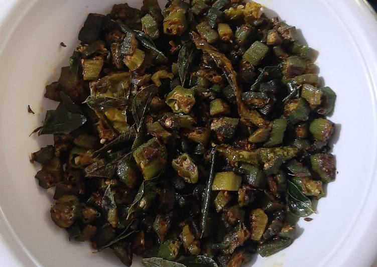 Easiest Way to Prepare Ultimate Crispy bhindi fry with paratha