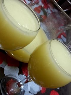 صورة لوصفة عصير التفاح والليمون
