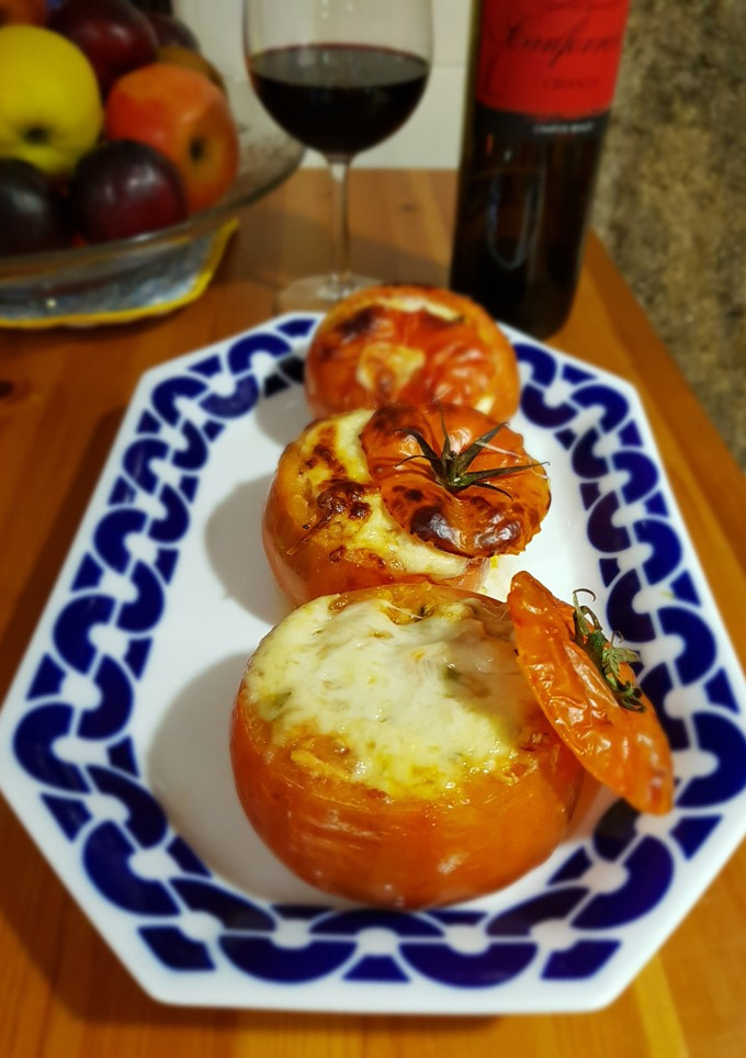 Una foto de Tomates rellenos de atún