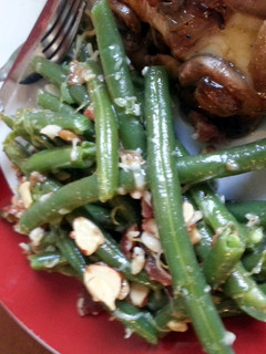 A picture of garlic Bacon green beans.