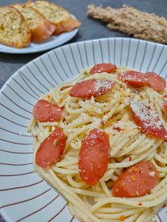 Foto resep Spaghetti Aglio e Olio dengan Sosis 🍝