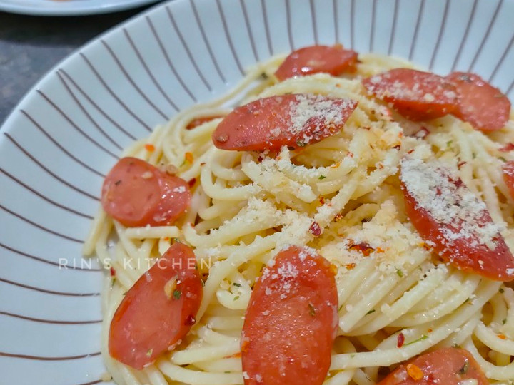 Resep Spaghetti Aglio e Olio dengan Sosis 🍝 yang Bisa Manjain Lidah