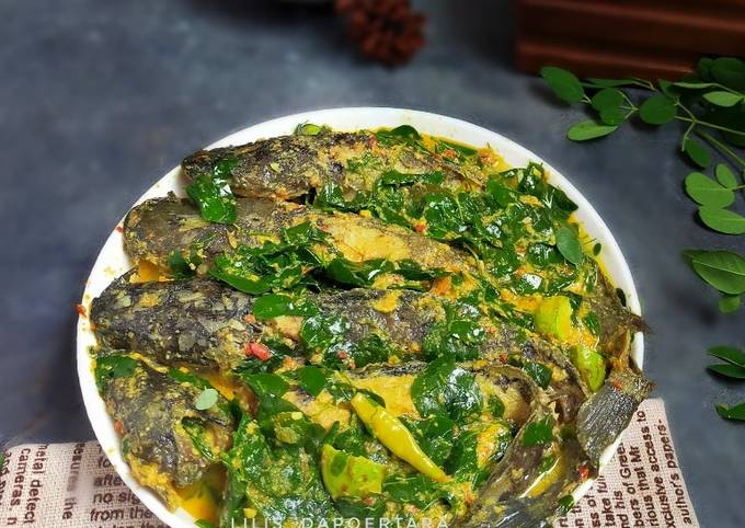 Resep Mangut Lele Daun Kelor Oleh Lilis Dapoertara Cookpad