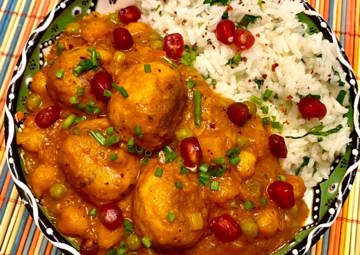Albondigas de pollo en salsa Masala