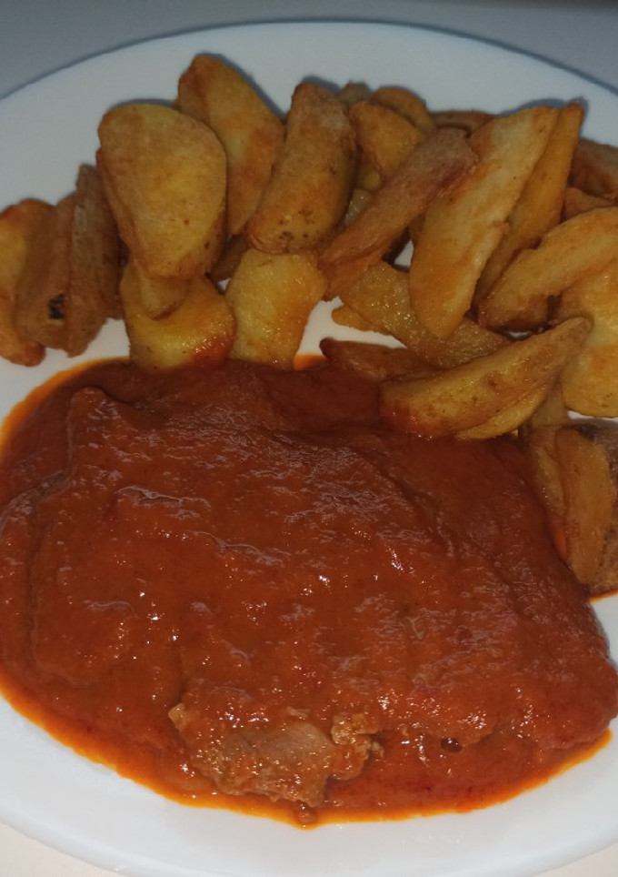 Una foto de OLLA GM: Filetes en salsa