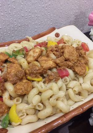 A picture of Tikka macaroni.