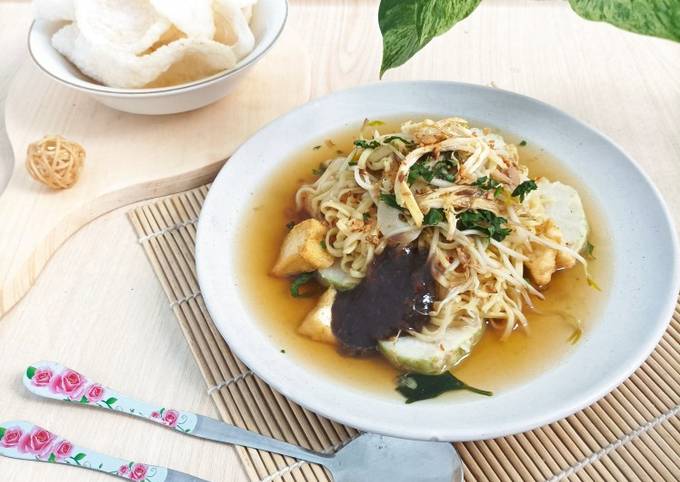 Resep Lontong Mie Surabaya Oleh Bunda Olla - Cookpad