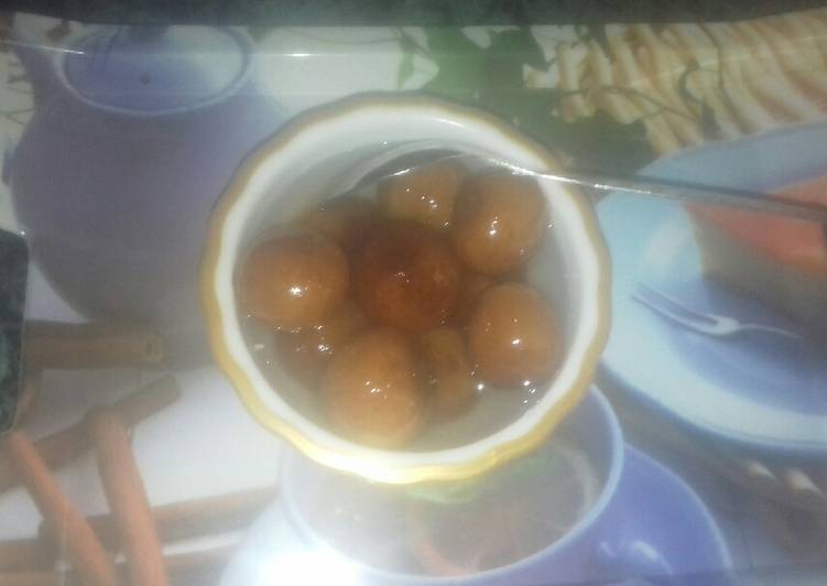 Gulab jamun