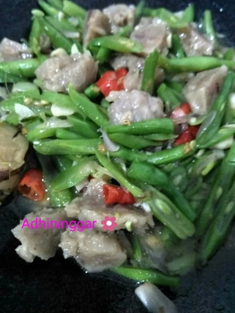 Cara Mudah Menyiapkan Resep Tumis buncis vs pentol bakso yang Uenak Anti Ribet, Menggugah Selera
