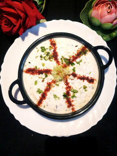खीरे का रायता (kheere ka raita recipe in hindi) रेसिपी मुख्य फोटो