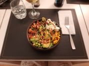 Una foto de salsa de ostras atún