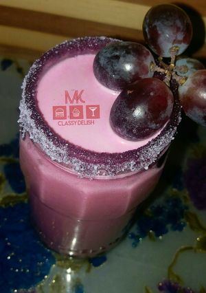 A picture of Grapes smoothie.