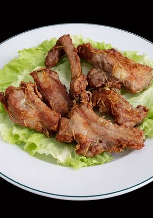 Hình của món SP.0553 - Sườn Heo Hương Thảo Đút lò.