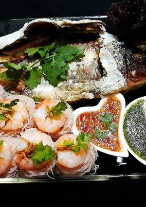 รูปของ ปลาเผาผักสด / เมี่ยงปลาเผา / ปลานิลเผาเกลือ (แบบใช้เตาอบ) Pla Pao / Miang Pla Pao
