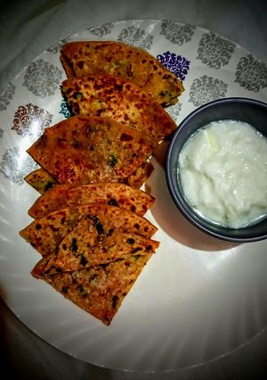 A picture of Cauliflower (gobhi) paratha.