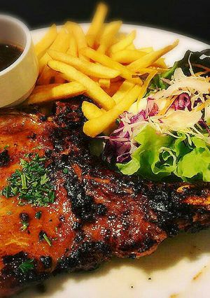 รูปของ T-Bone Steak with Bar-B-Q Sauce