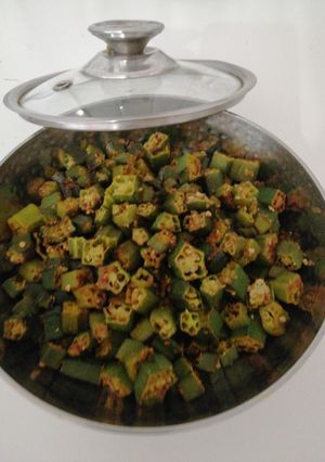 A picture of Dry okra curry(bhindi).