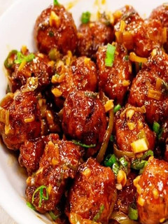 A picture of Veg Manchurian.