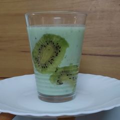 A picture of Nutty Kiwi Banana Smoothie.