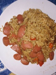 Foto resep Mie goreng sosis enak